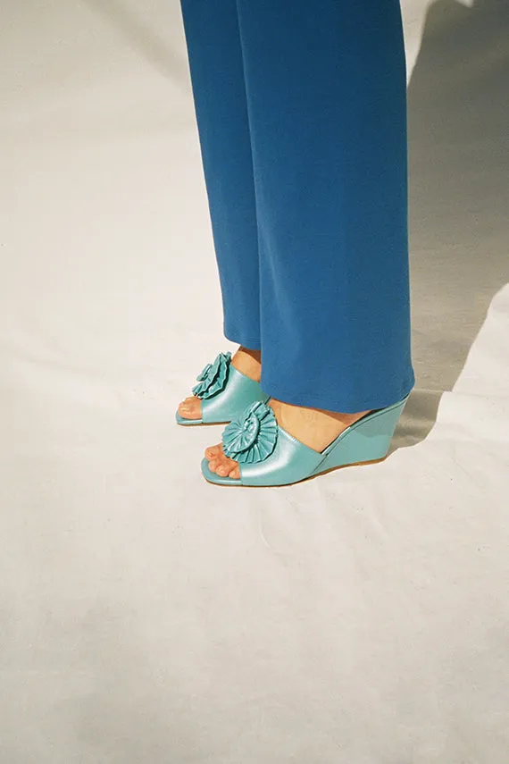 Aqua Flor Wedge