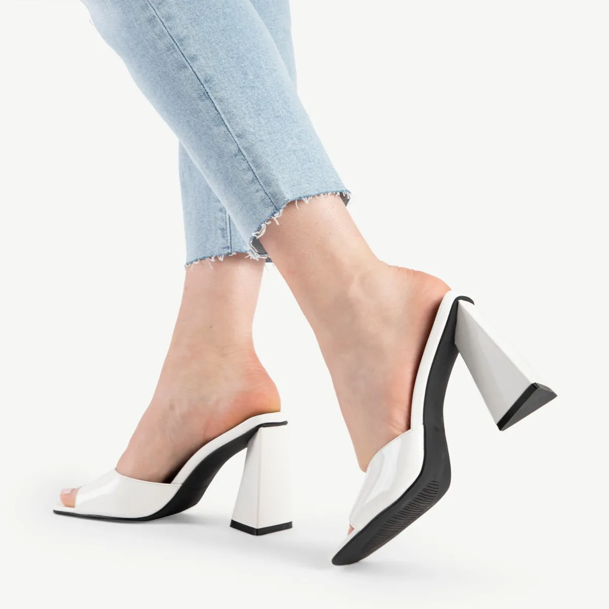 BEBO Kyrah Heeled Mule in White