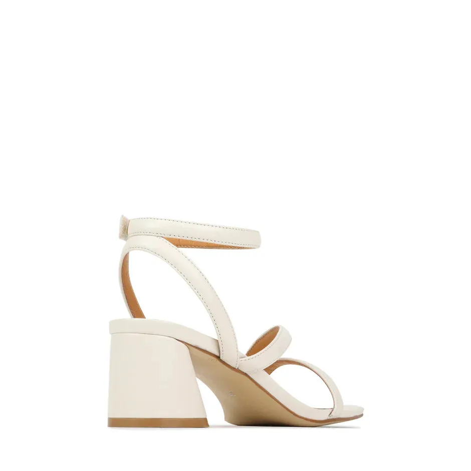 Petricia Sandal in Bone