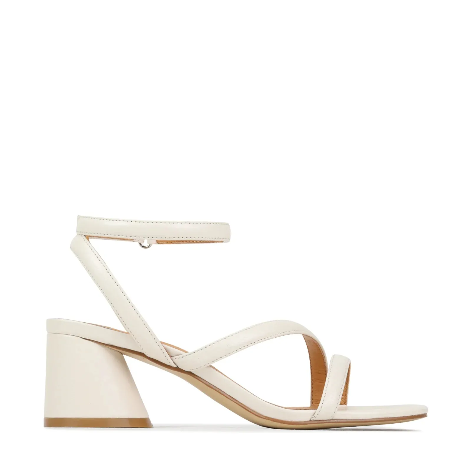 Petricia Sandal in Bone