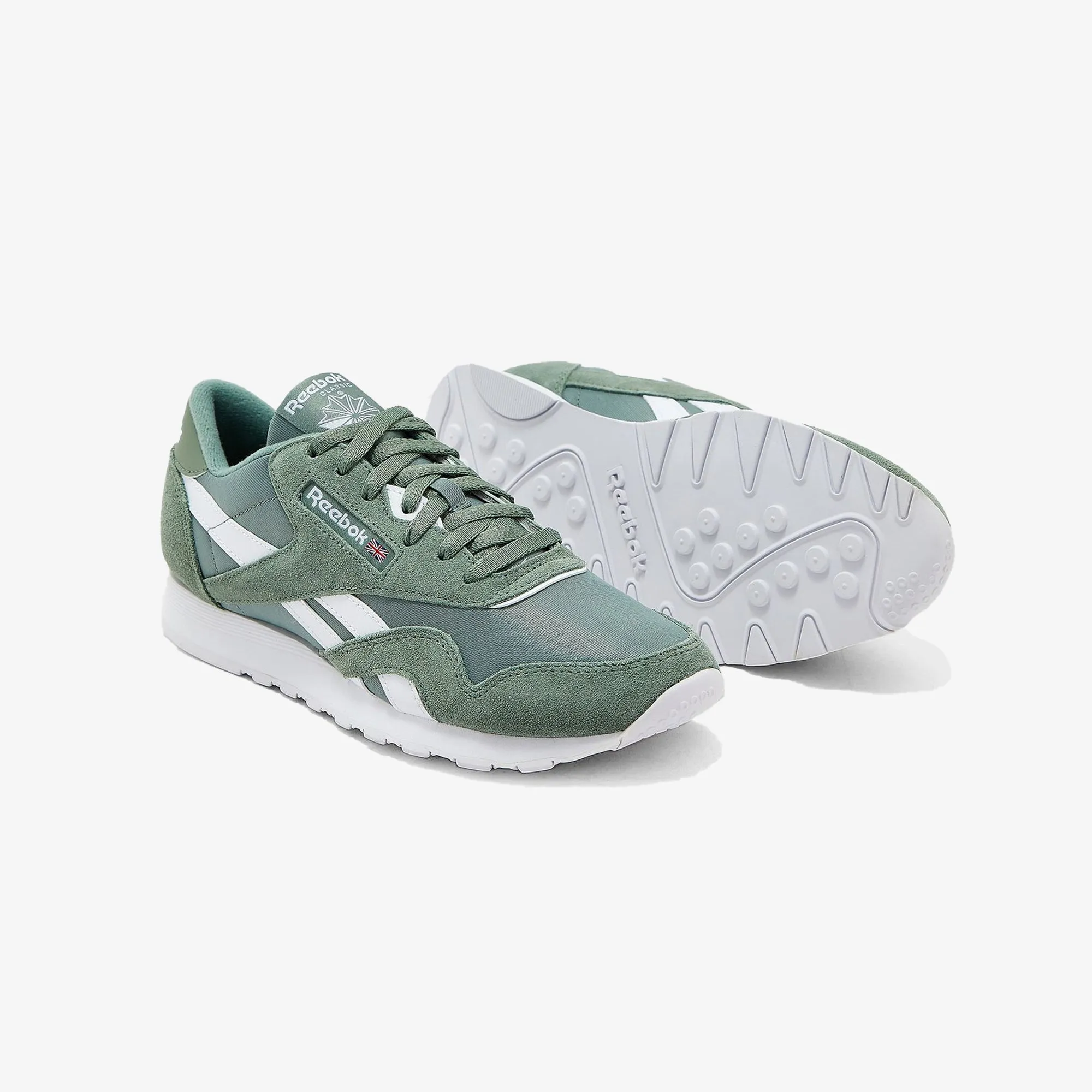 Reebok | CL NYLON  { HARGRN/FTWWHT/HARGRN