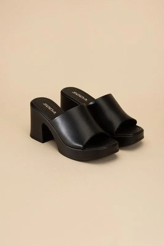 SODA Typo Slide Mule