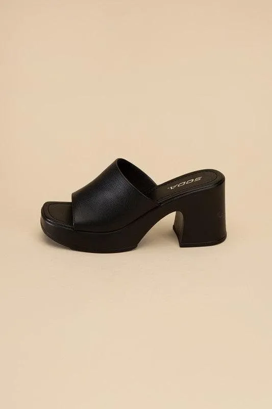 SODA Typo Slide Mule