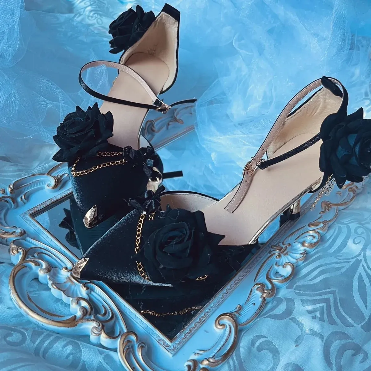 Sohiwoo Retro Elegant Cosplay Flower Wedding Loli Girl Gorgeous Red  Black Satin Rose Metal Fine Chain Pointed 8cm High Heeled Shoes