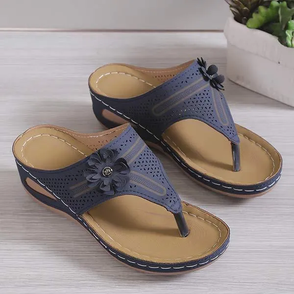 Women's Toe-Strap Casual Wedge Sandals 82931723C